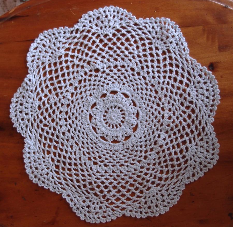 4 Pcs Hand Crochet Cotton Lace Doilies - 7 Inch Round Vintage Table Placemats (Beige)
