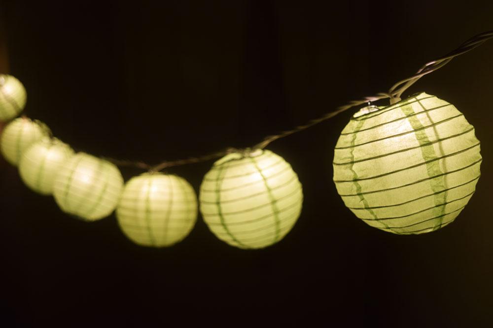 4 Inch Light Lime Green Parallel Ribbing Round Paper Lantern (10 PACK) - Luna Bazaar | Boho &amp; Vintage Style Decor
