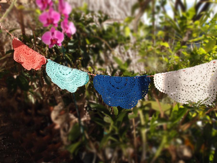 CLOSEOUT 7&quot; Bloom Shaped Crochet Lace Doilies Placemats, Handmade Cotton - Beige (2 PACK) - Luna Bazaar | Boho &amp; Vintage Style Decor
