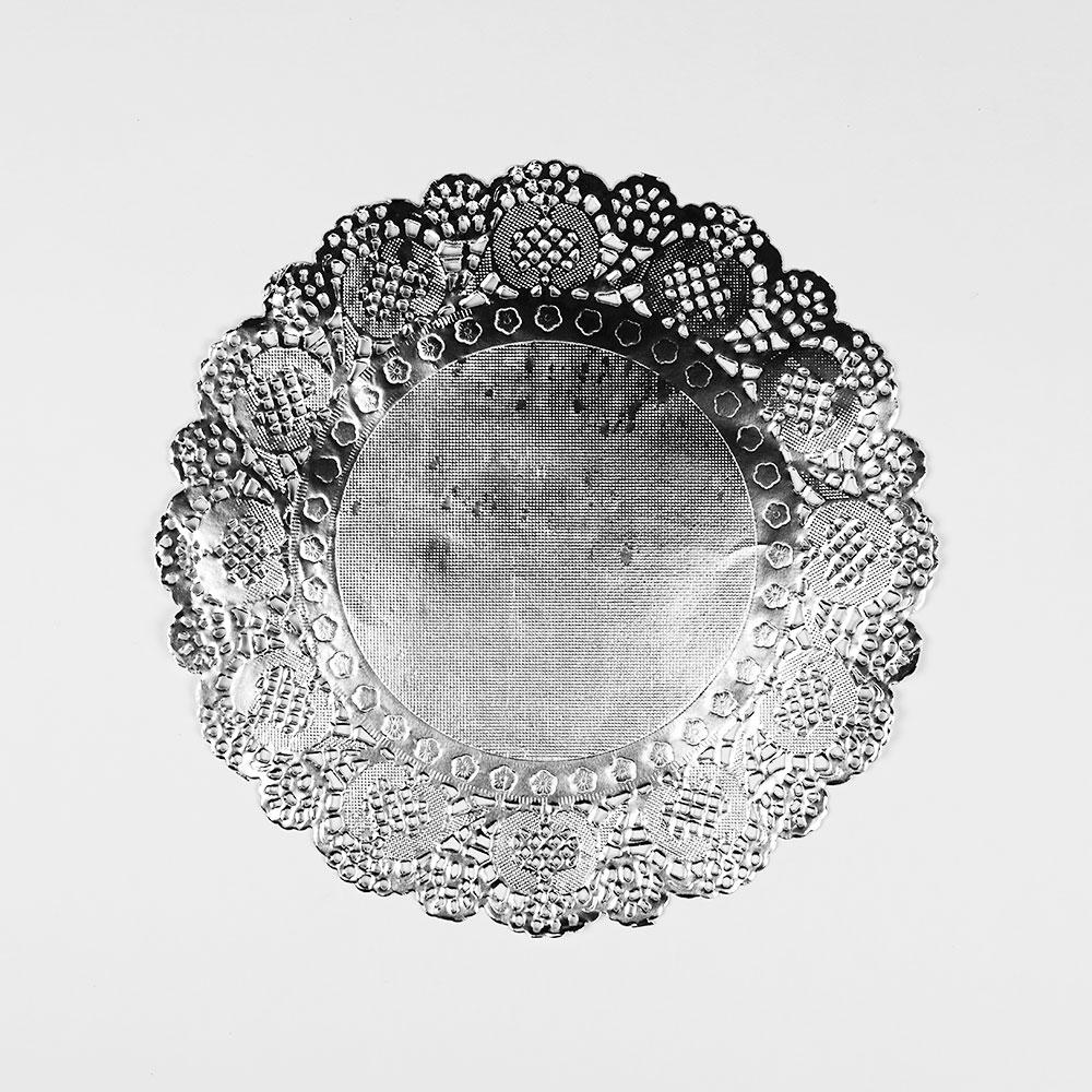 CLOSEOUT 8.5&quot; Round Silver Foil Doily Placemats, Metallic (50 Pack) - Luna Bazaar | Boho &amp; Vintage Style Decor