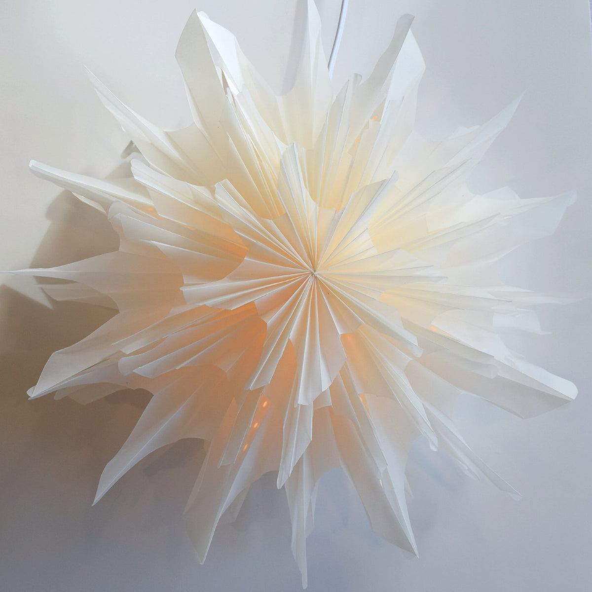 24&quot; White Icicle Snowflake Star Lantern Pizzelle Design - Great With or Without Lights - Ideal for Holiday and Snowflake Decorations, Weddings, Parties, and Home Decor