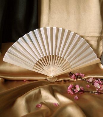 50-Pack 9&quot; Beige / Ivory Silk Hand Fans for Weddings - Luna Bazaar | Boho &amp; Vintage Style Decor