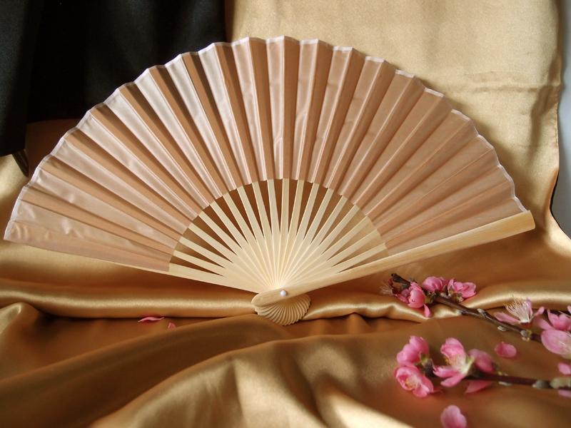 9&quot; Nude Silk Hand Fans for Weddings (10 Pack) - Luna Bazaar | Boho &amp; Vintage Style Decor